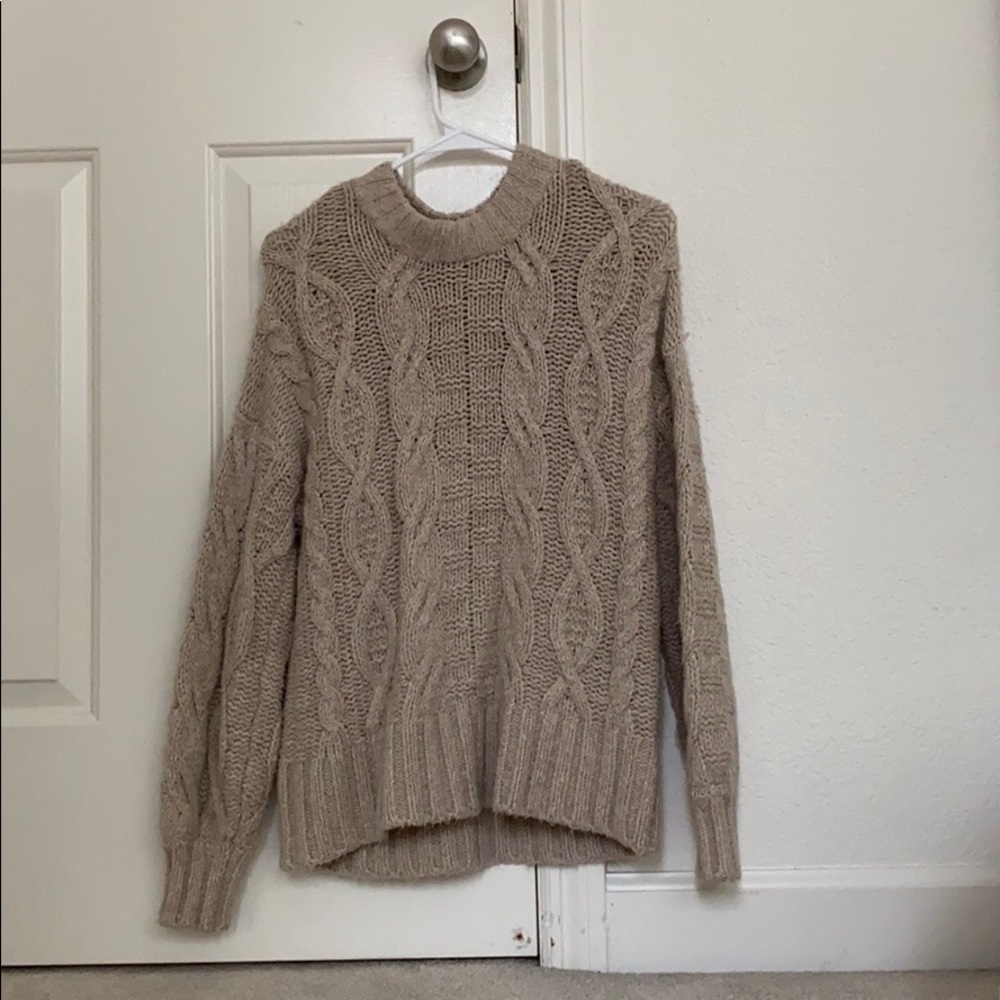 american eagle chunky tan sweater